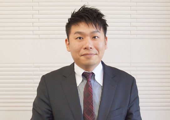 営業部 高森 新治